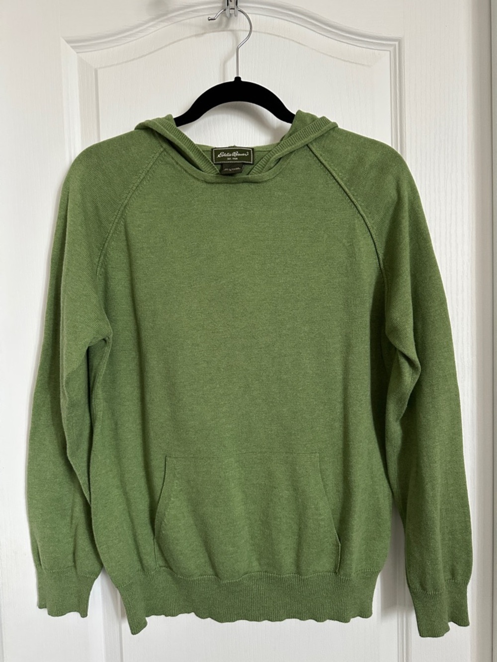 Eddie Bauer olive green lightweight raglan sleeve pullover hoodie
